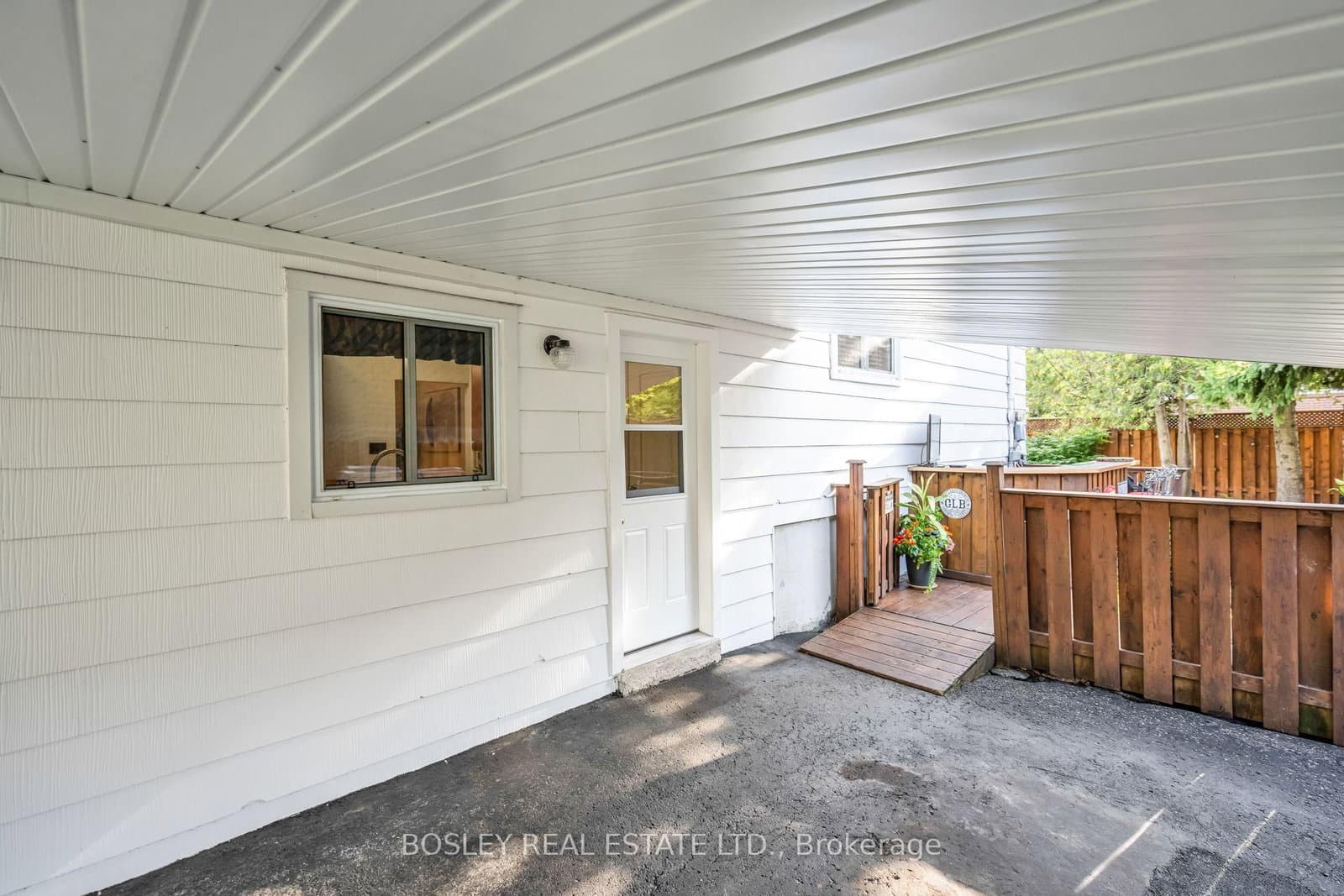 858 Modlin Road thumbnail 33
