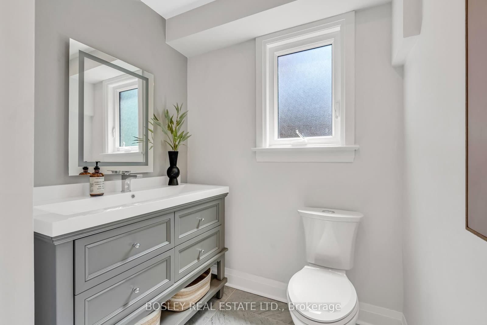 55 Presley Avenue thumbnail 21