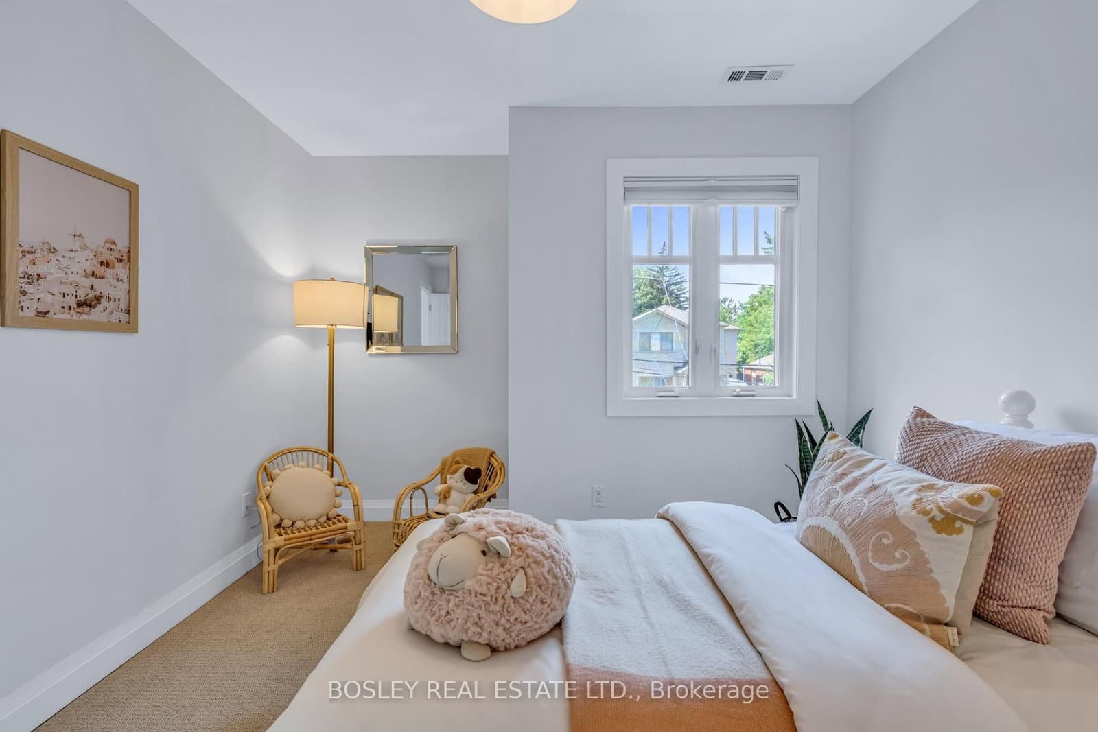 55 Presley Avenue thumbnail 33