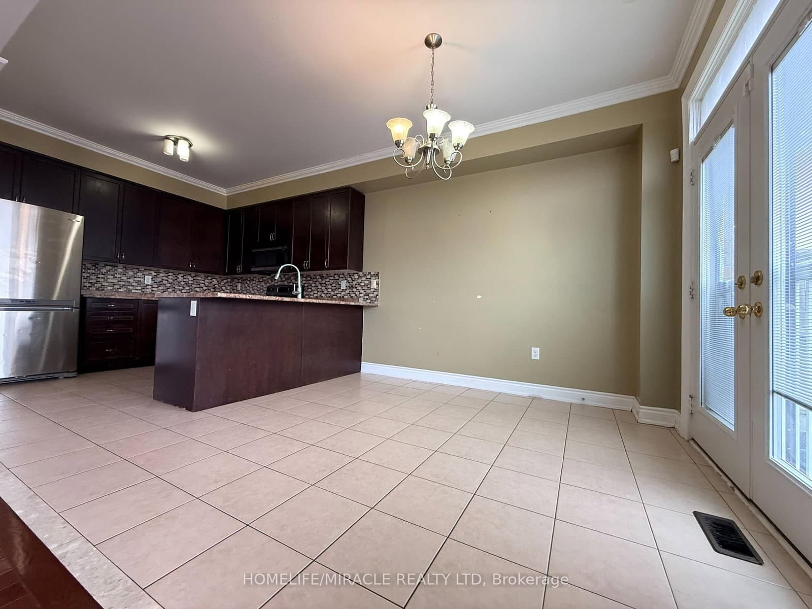 1600 Rockaway Street thumbnail 12