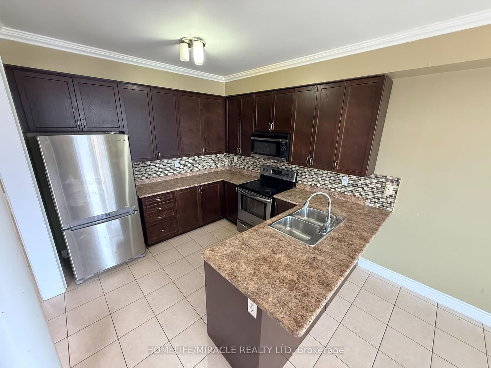 1600 Rockaway Street thumbnail 14