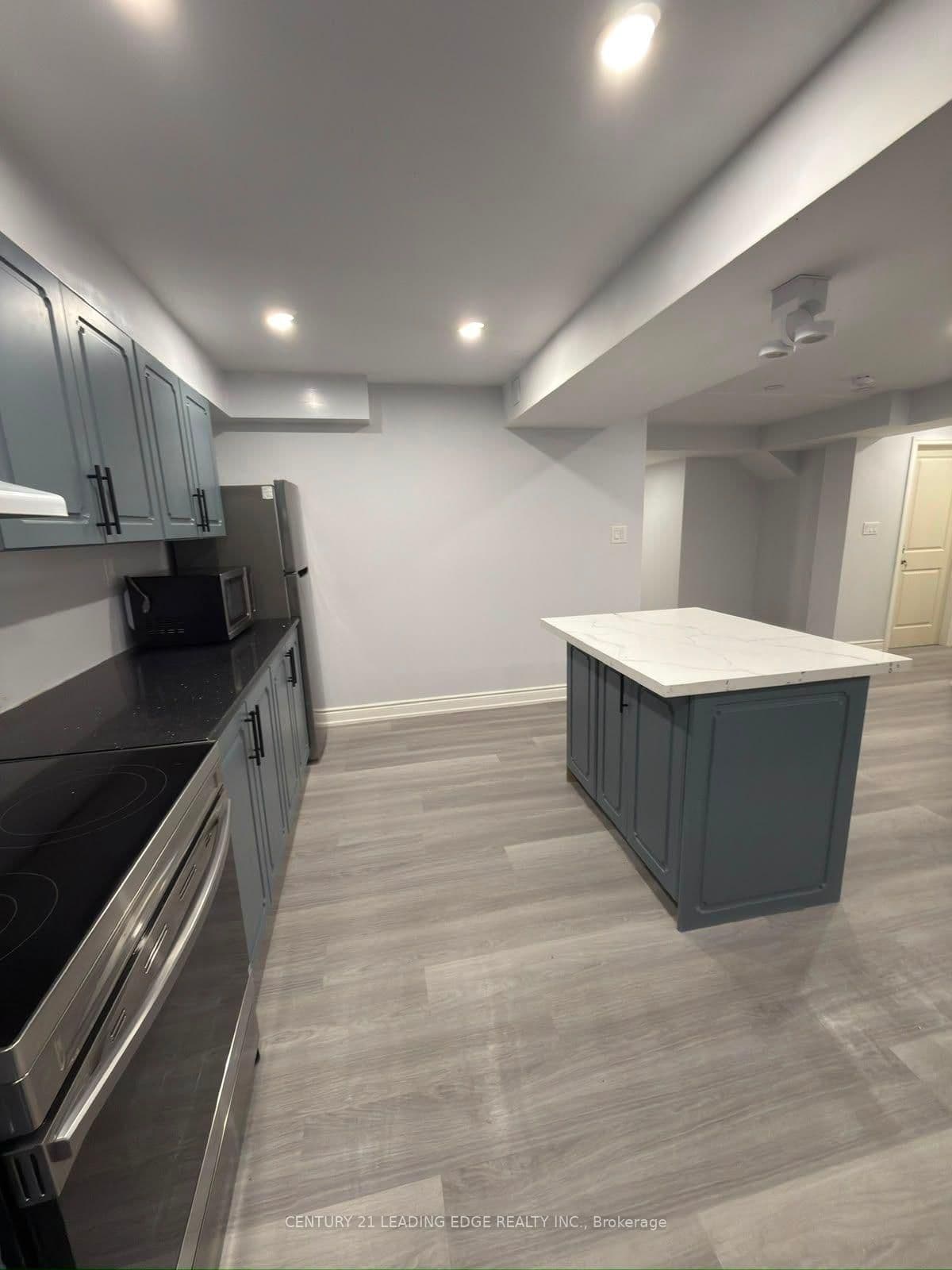 1373 Clearbrook Drive thumbnail 11