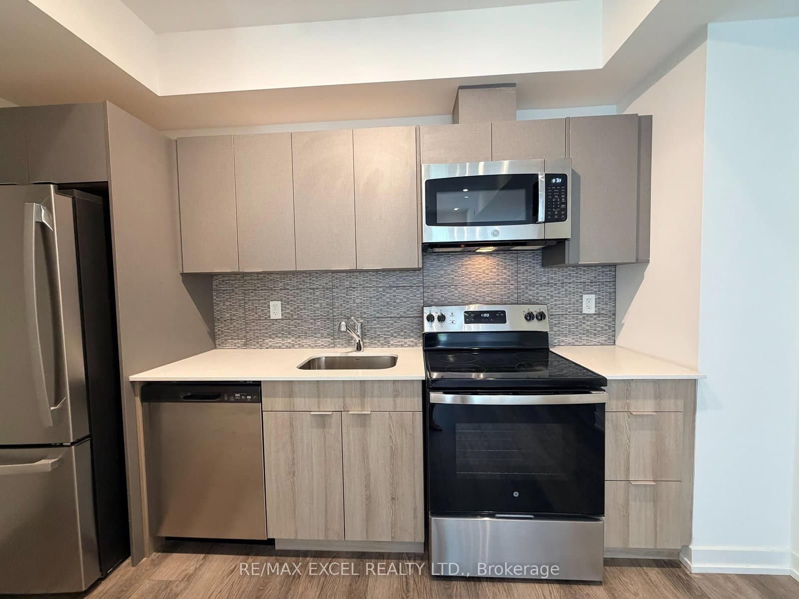 3069 Pharmacy Avenue, Unit 5 thumbnail 5
