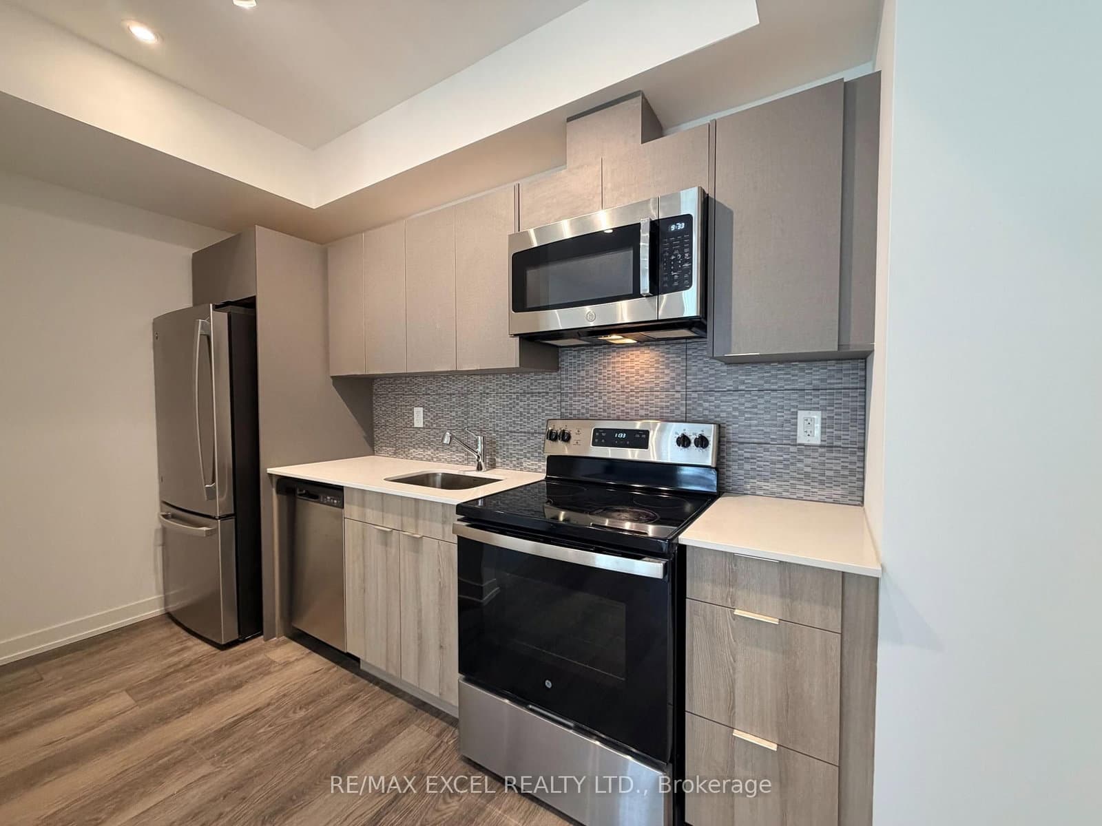 3069 Pharmacy Avenue, Unit 5 thumbnail 6