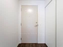 30 Meadowglen Place, Unit 219 thumbnail 5