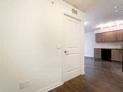30 Meadowglen Place, Unit 219 thumbnail 8