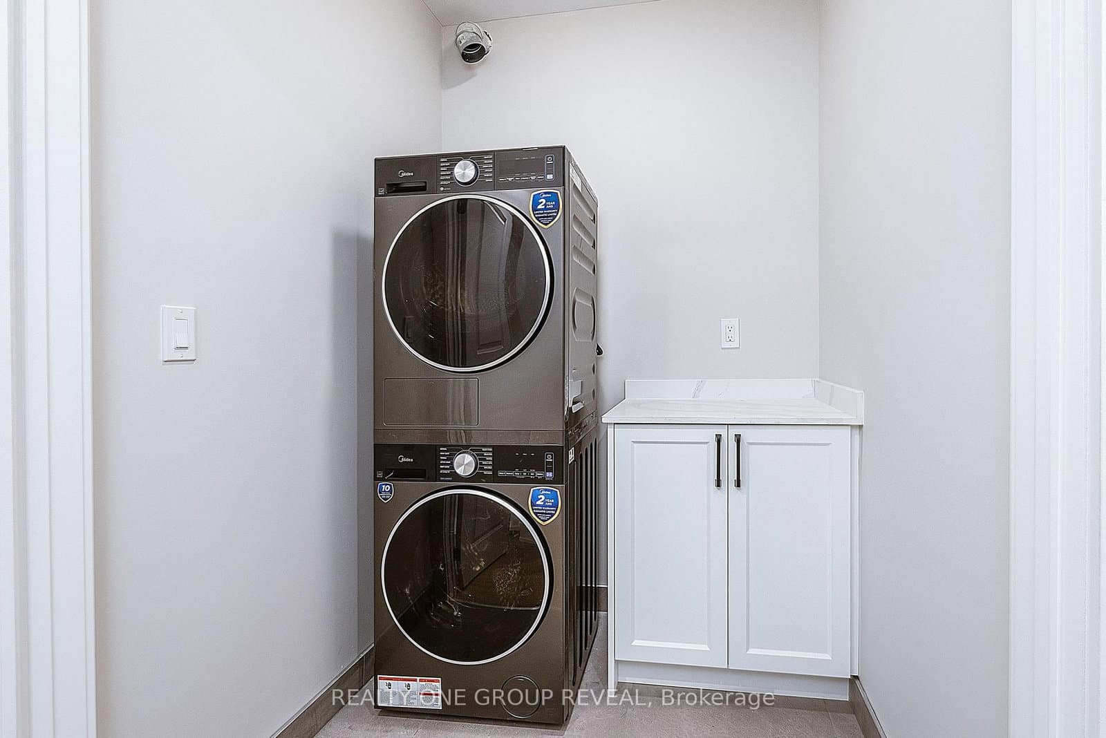24 Queen Street, Unit 1 thumbnail 13