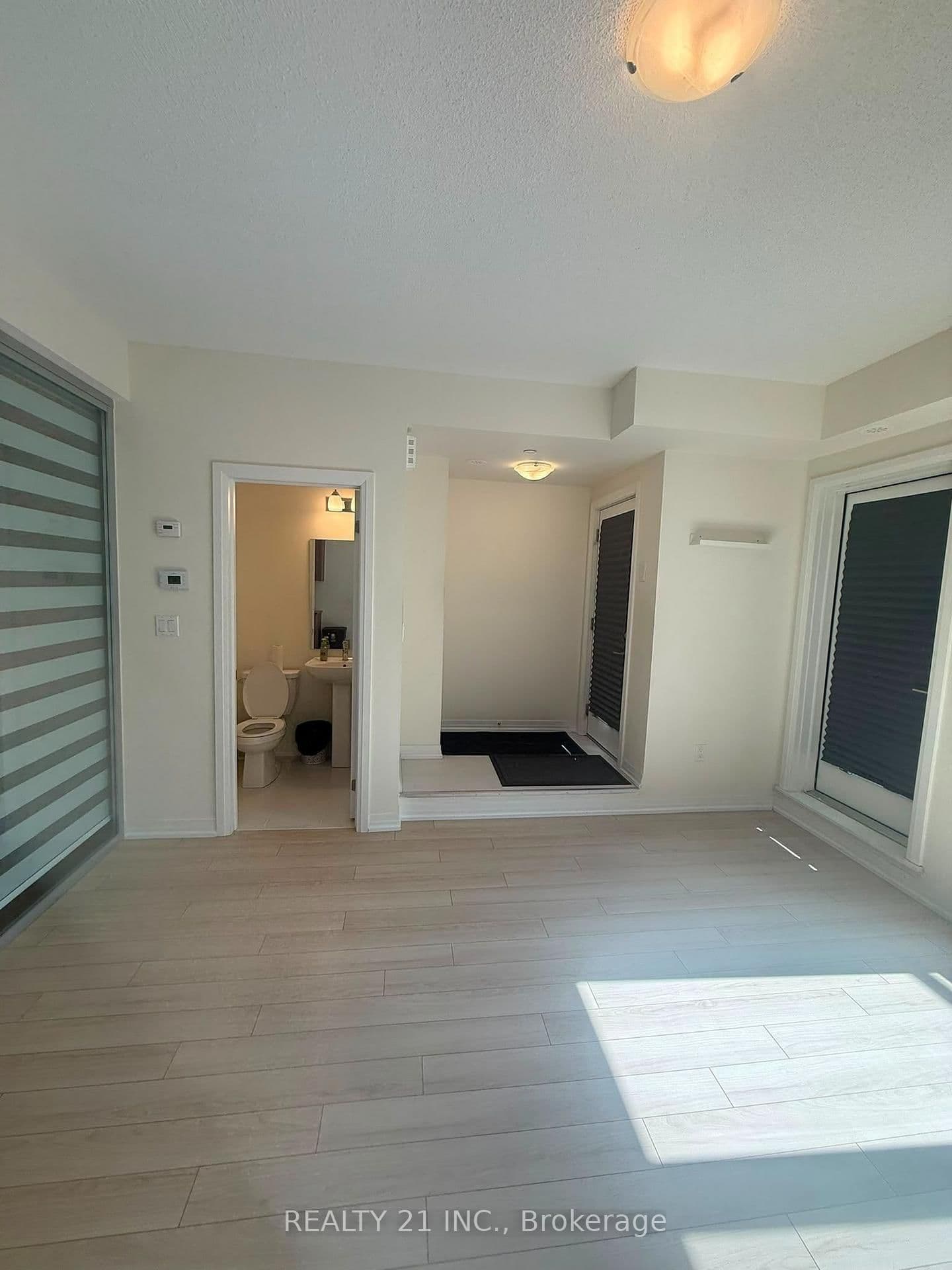 30 Liben Way, Unit 29 thumbnail 3