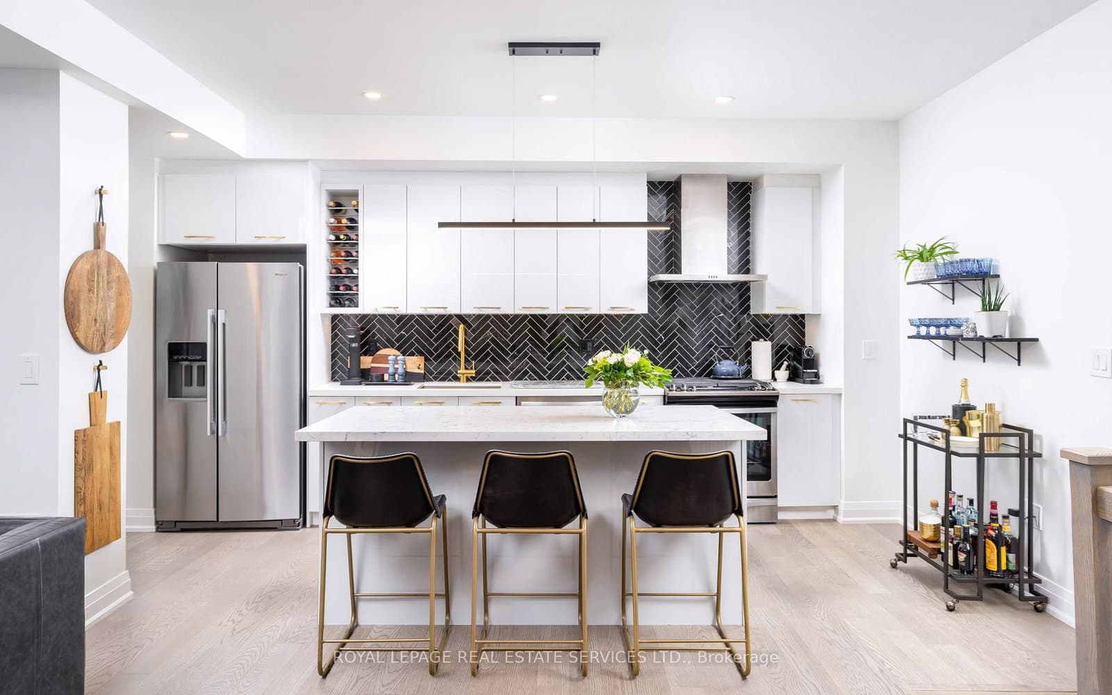 169 Jones Avenue, Unit 2 thumbnail 3