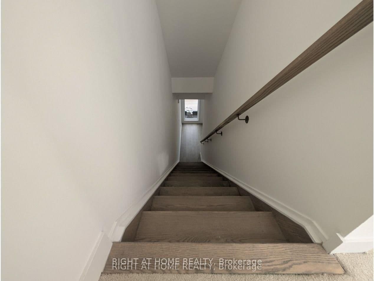 188 Angus Drive, Unit 19 thumbnail 14