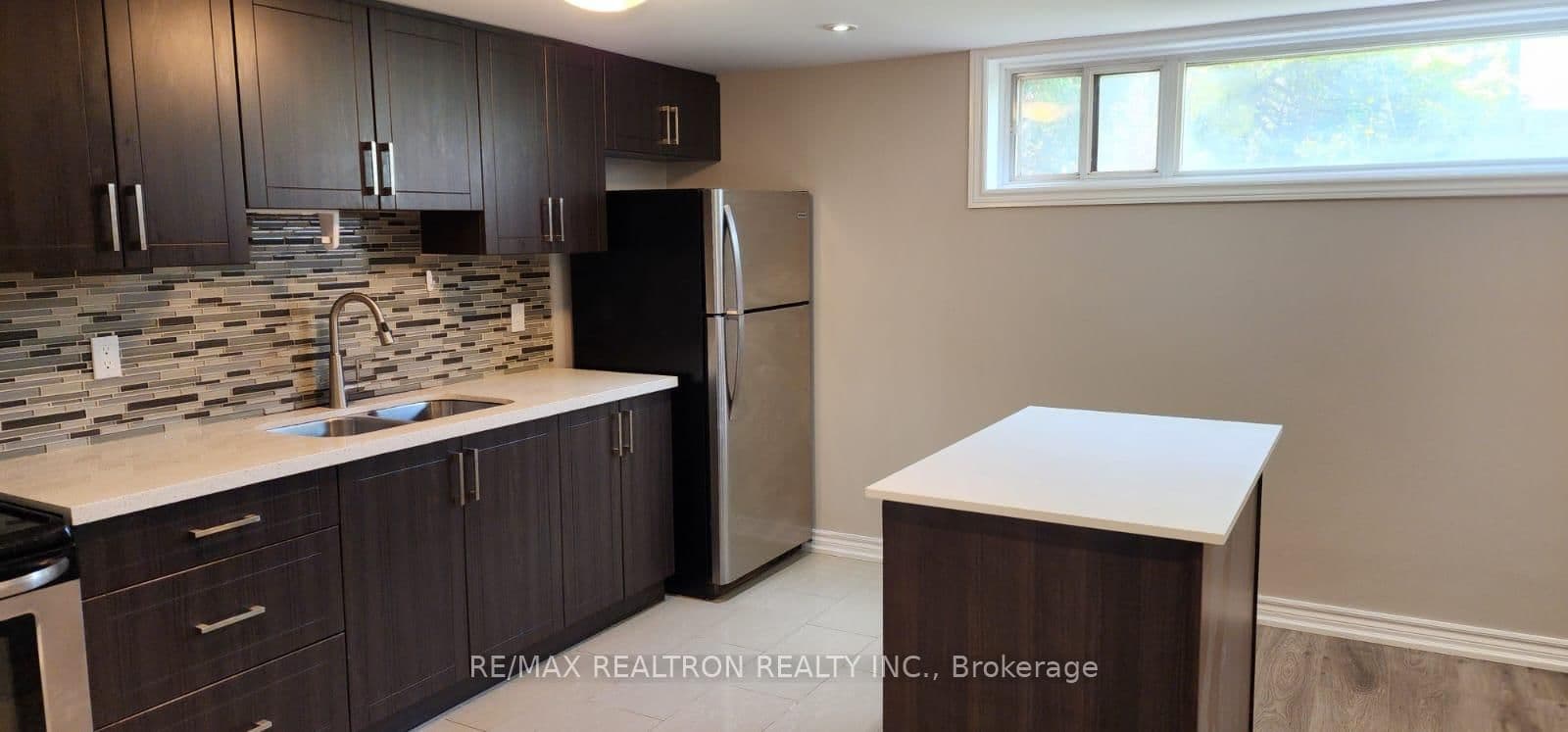 70 Clementine Square, Unit Bsmnt thumbnail 12
