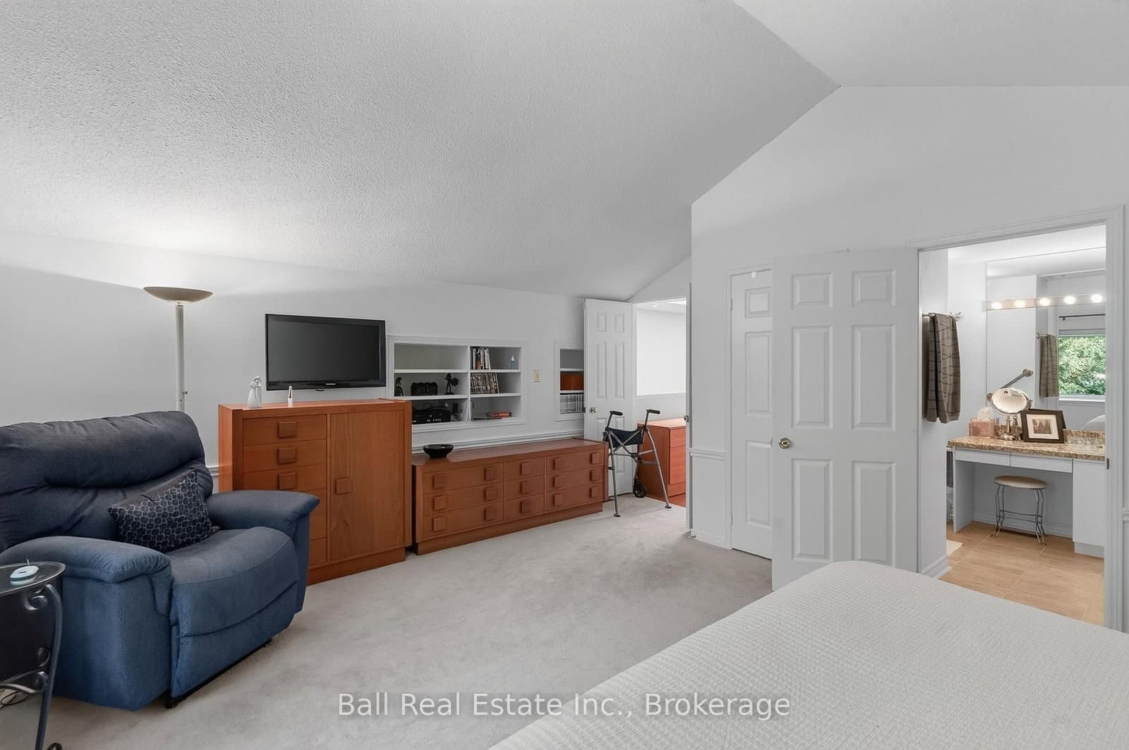 1517 Silver Spruce Drive thumbnail 19