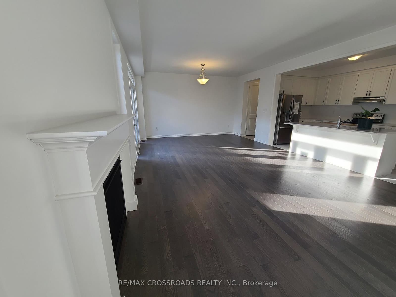 2916 Scotch Pine Lane thumbnail 5