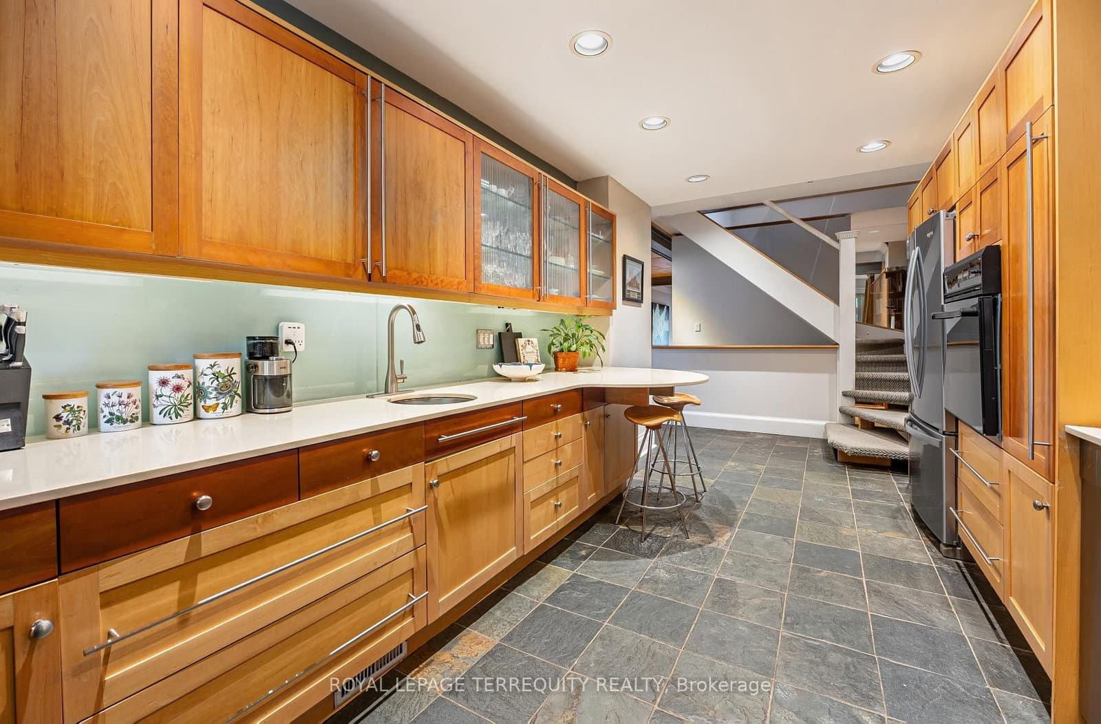 89 Leuty Avenue thumbnail 14