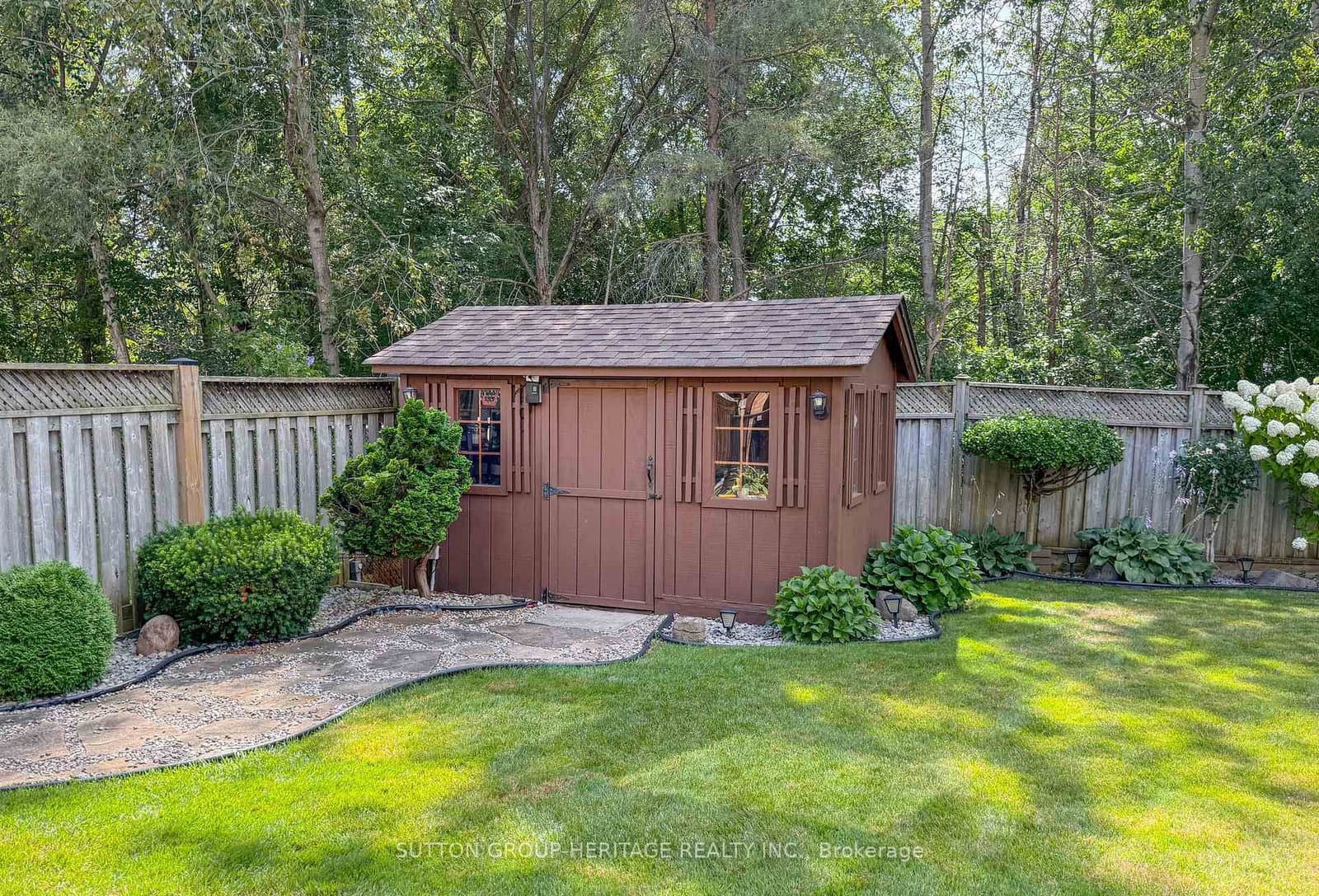 1870 Falconwood Way thumbnail 40