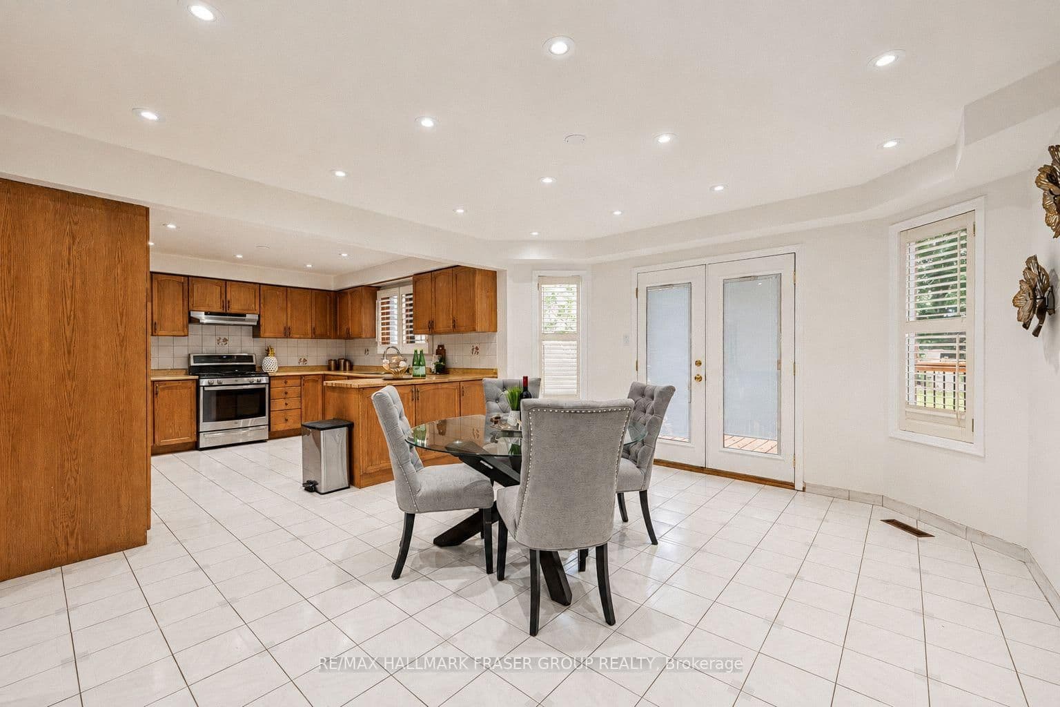 77 Glenthorne Drive thumbnail 25