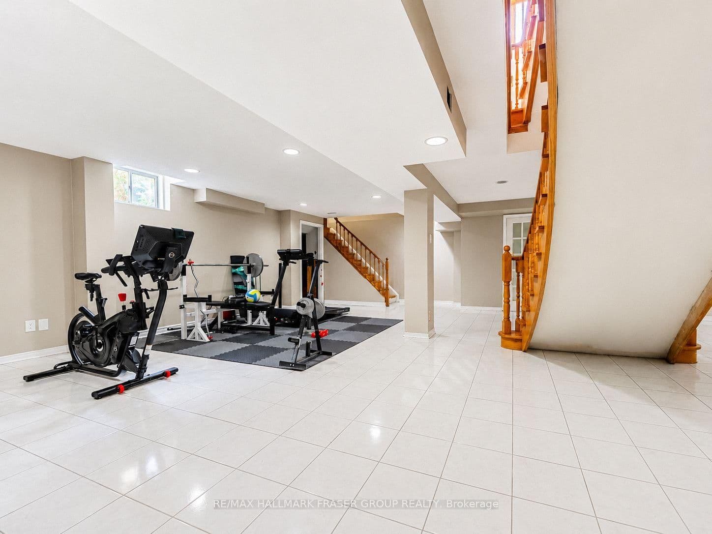 77 Glenthorne Drive thumbnail 43