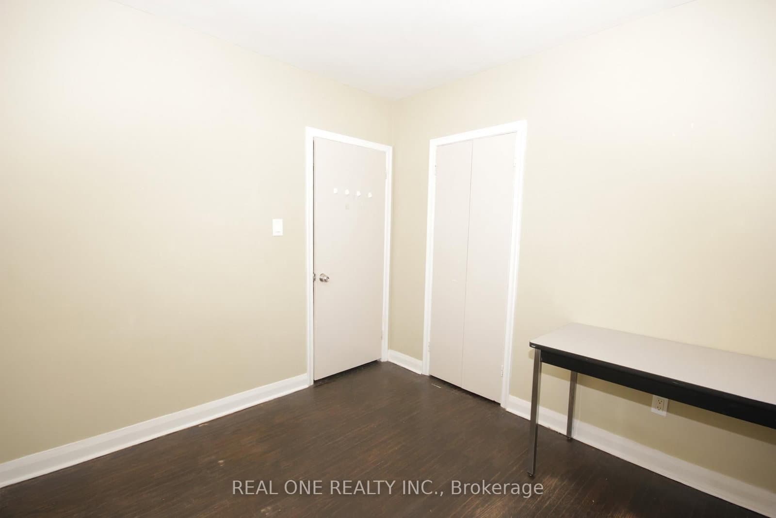 157 Shropshire Drive, Unit Main thumbnail 9