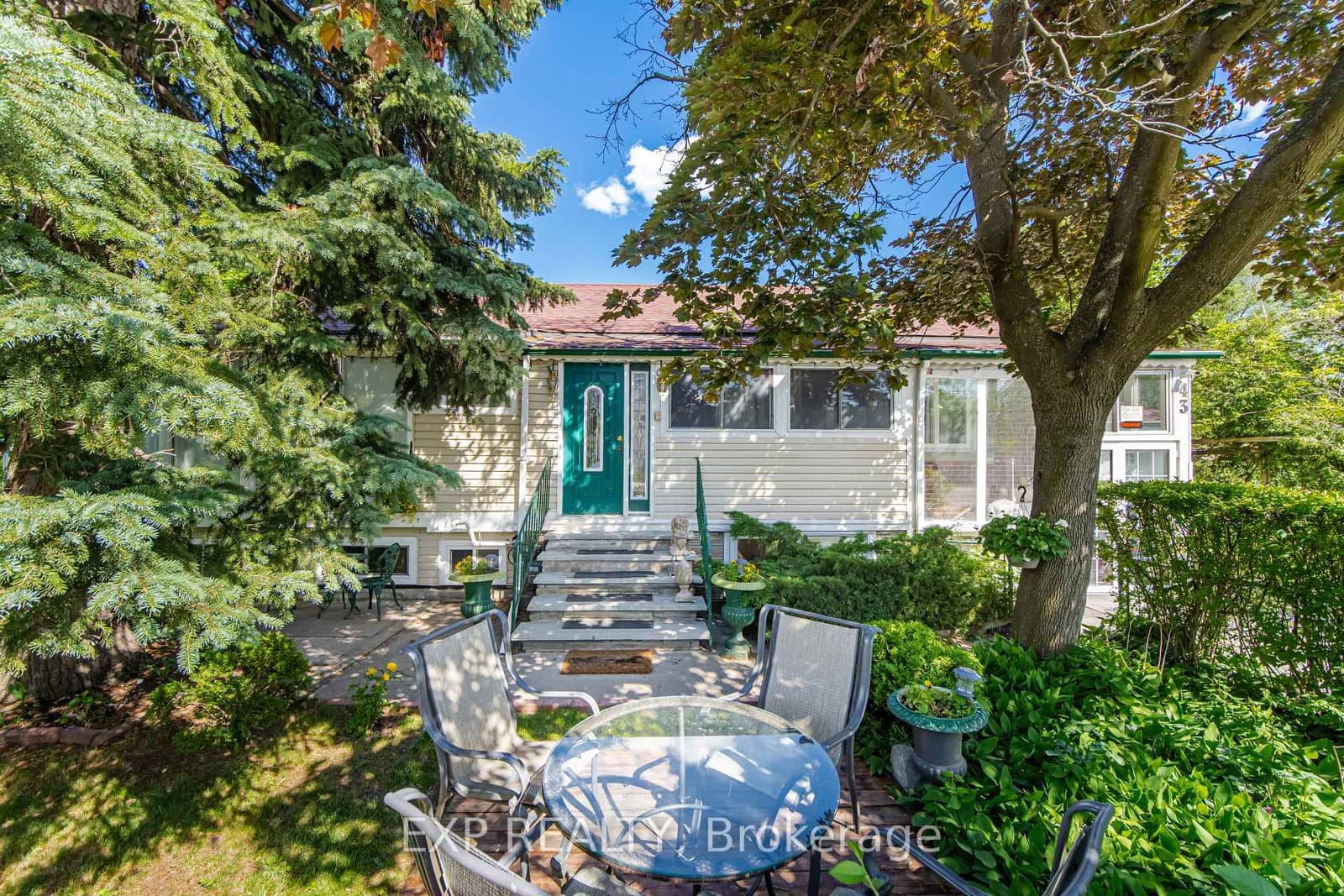 43 Ridgemoor Avenue thumbnail 2
