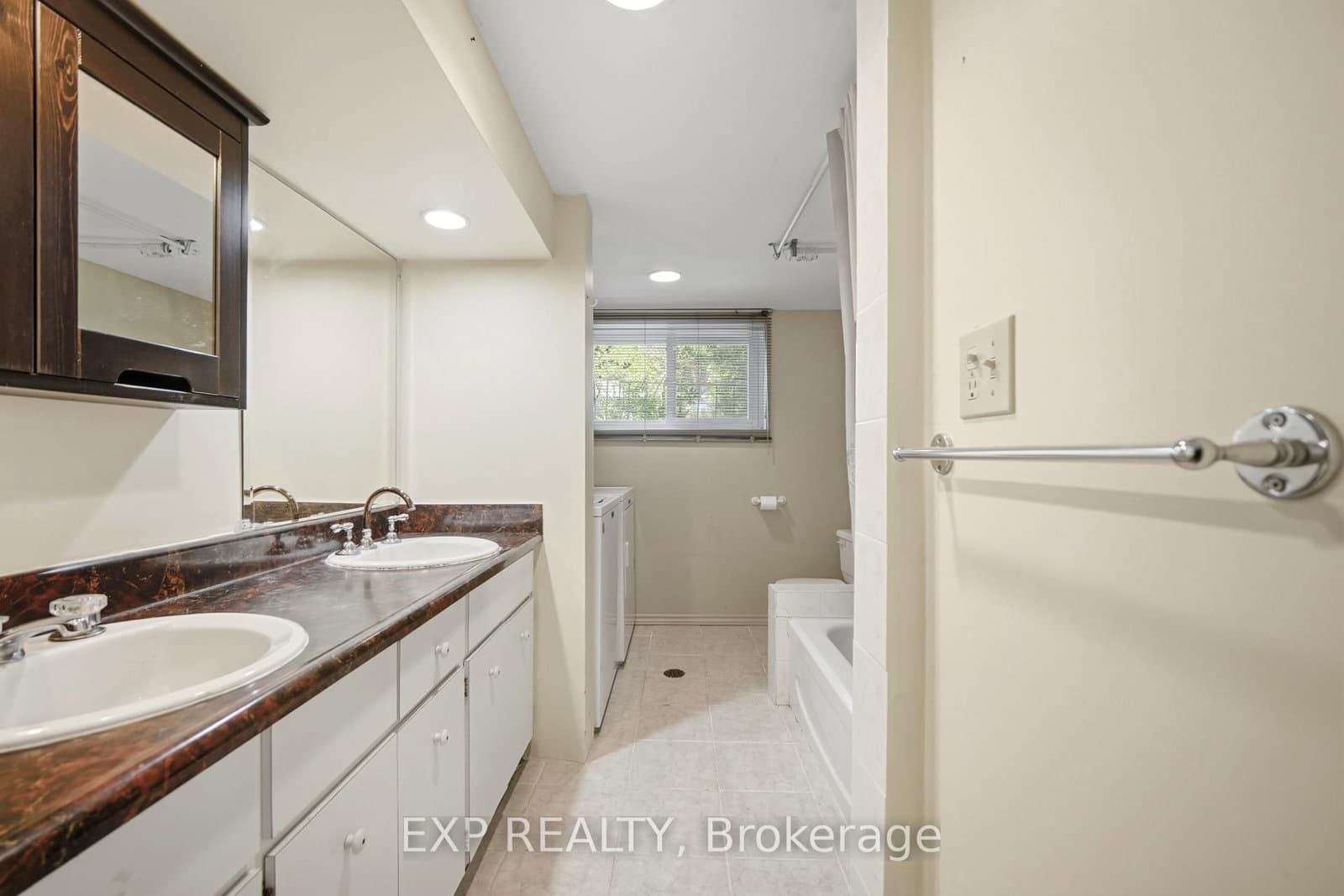 43 Ridgemoor Avenue thumbnail 37
