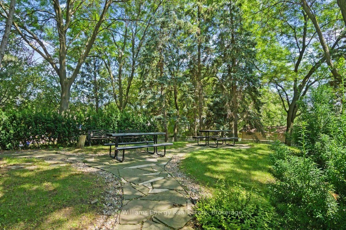 4727 Sheppard Avenue E, Unit 312 thumbnail 6