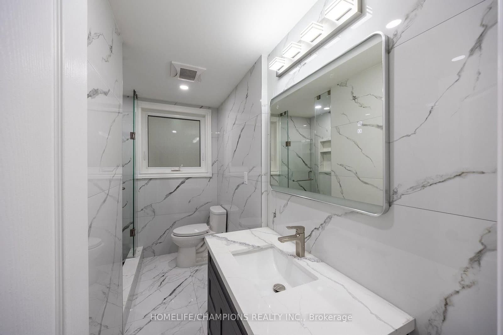 1083 Birchmount Road thumbnail 10