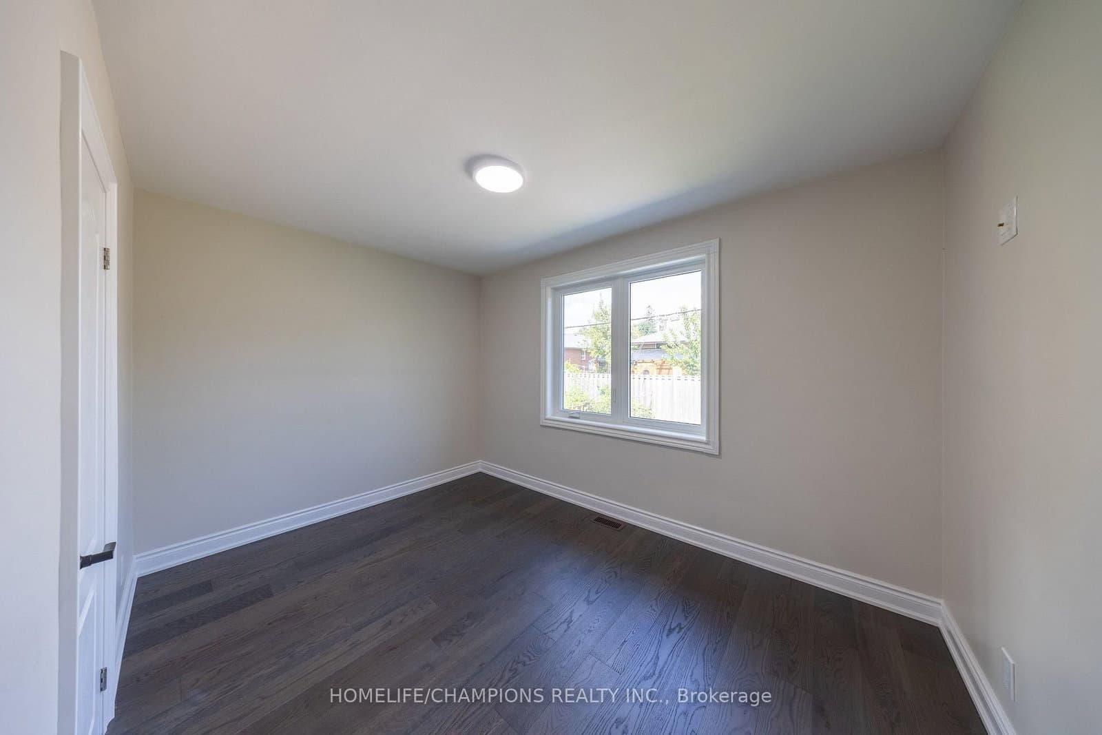 1083 Birchmount Road thumbnail 13