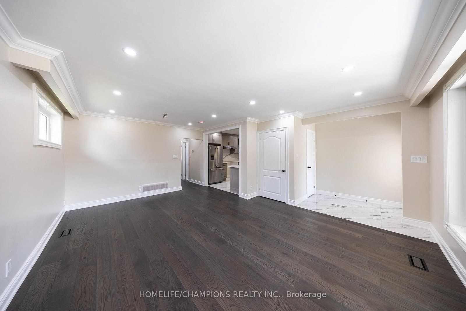 1083 Birchmount Road thumbnail 9