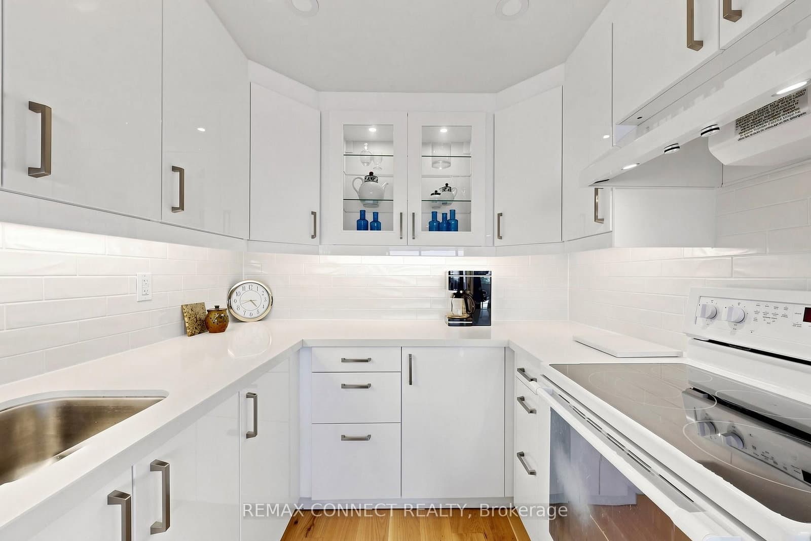 121 Ling Road, Unit 1207 thumbnail 10