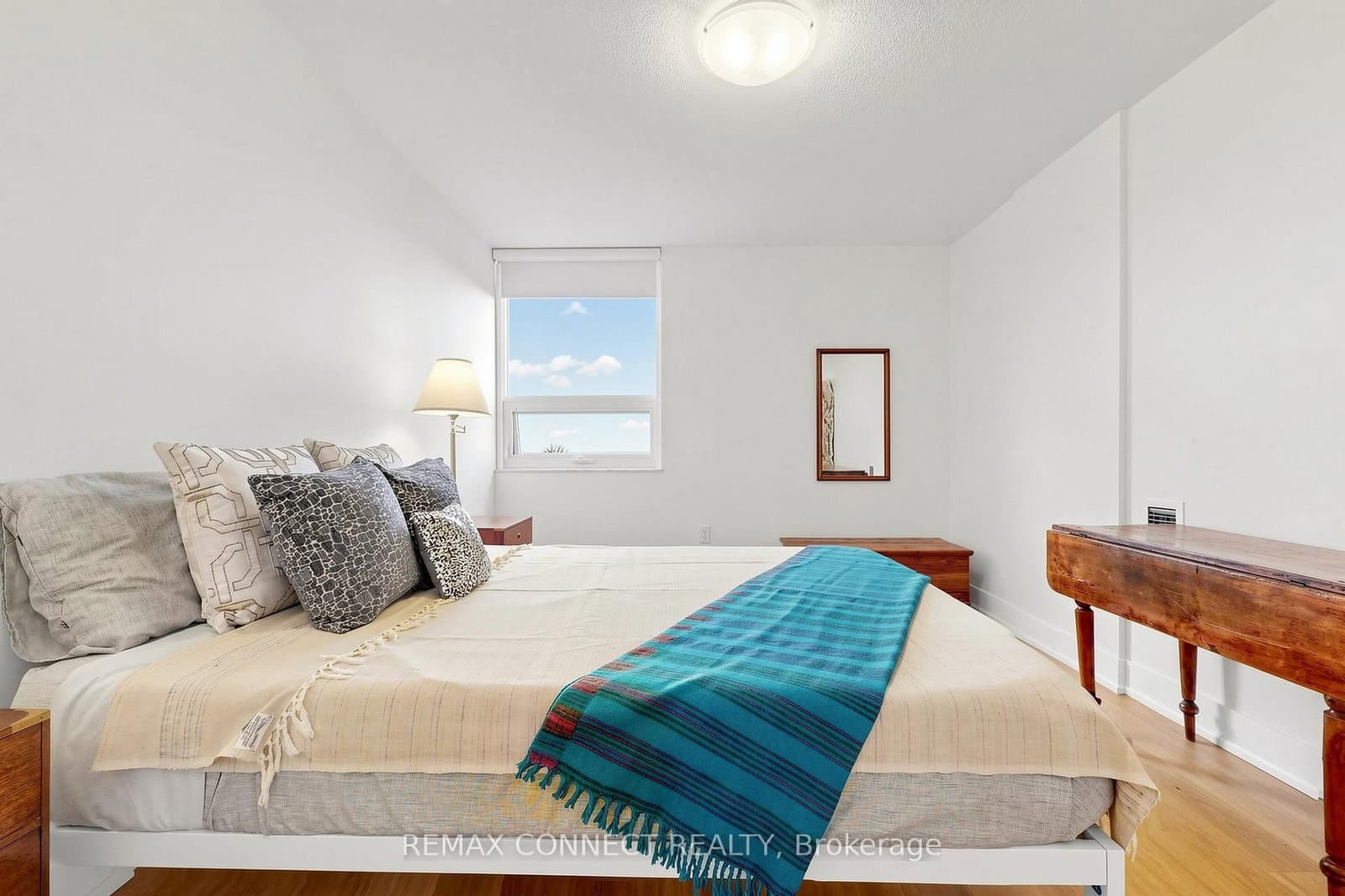 121 Ling Road, Unit 1207 thumbnail 13