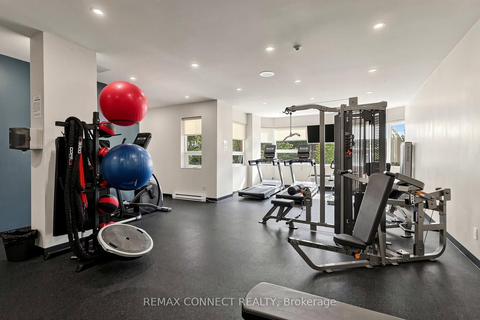121 Ling Road, Unit 1207 thumbnail 33