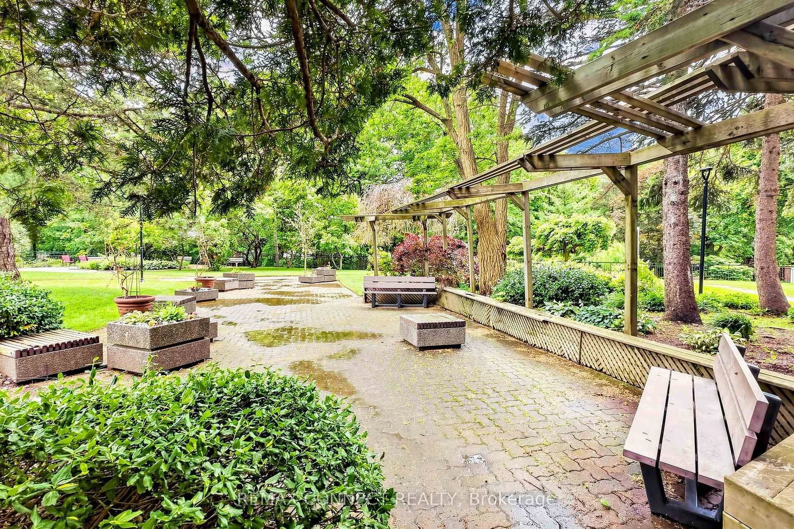 121 Ling Road, Unit 1207 thumbnail 35