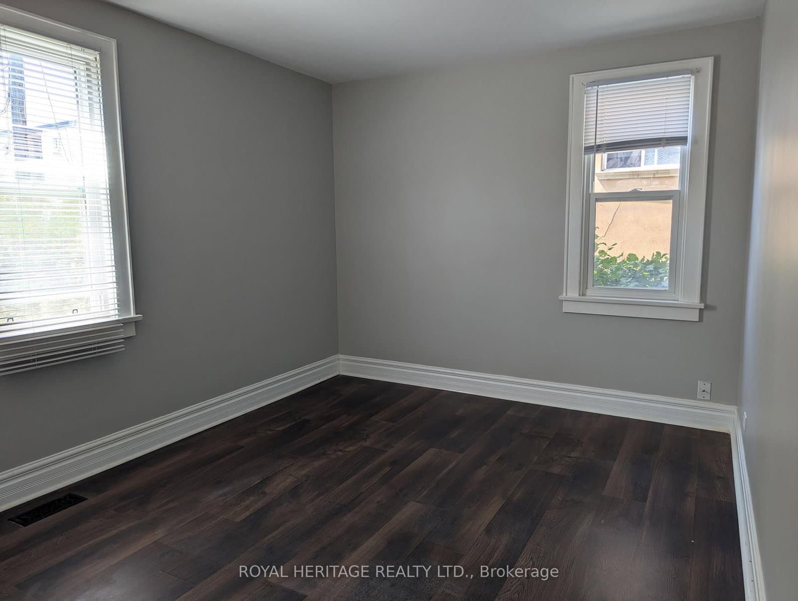 951 Dundas Street E, Unit 1 thumbnail 14