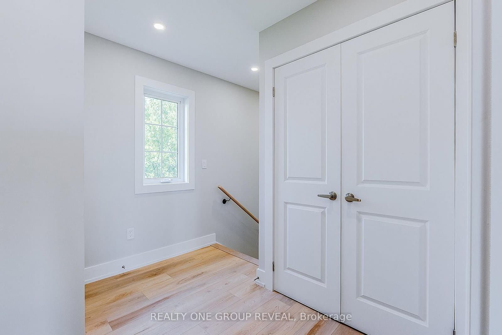 24 Queen Street, Unit 3 thumbnail 11