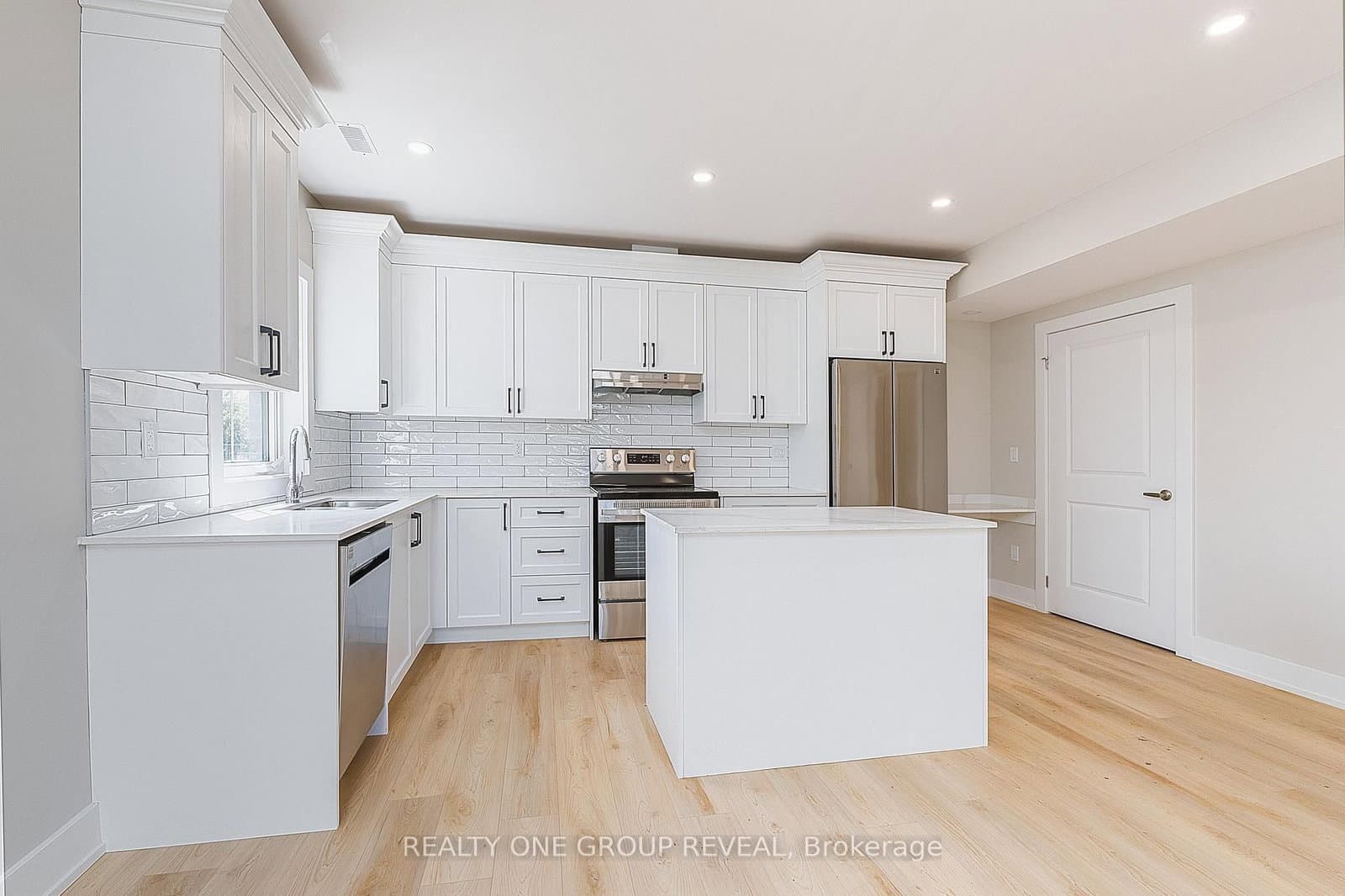 24 Queen Street, Unit 3 thumbnail 5