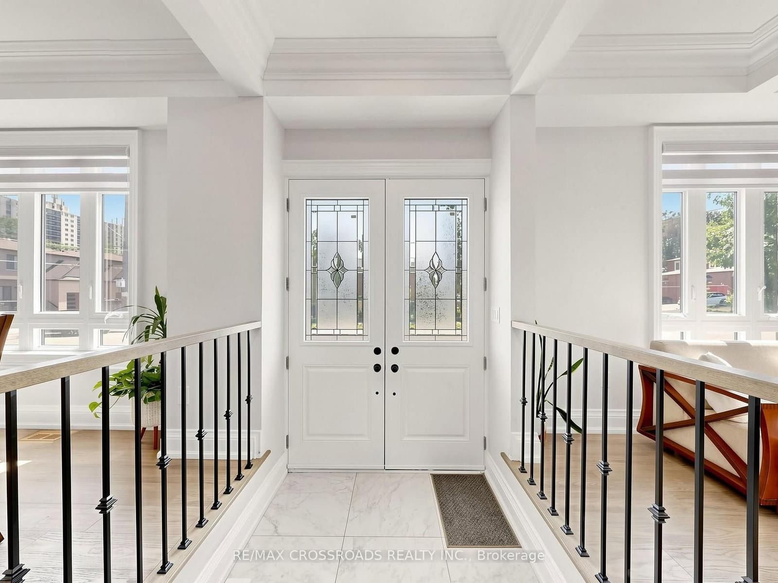 478 Aylesworth Avenue E thumbnail 5