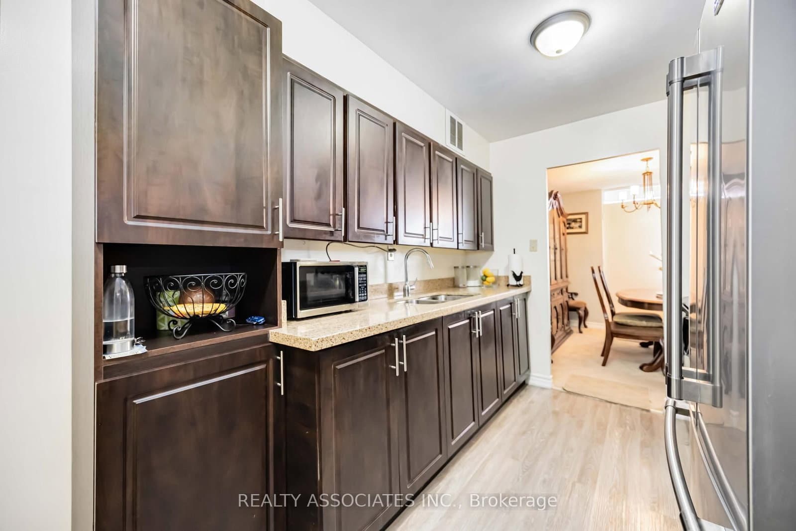180 Markham Road, Unit 811 thumbnail 26
