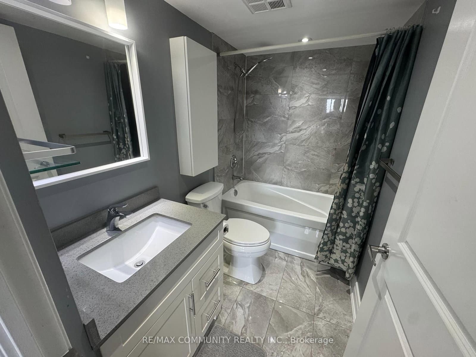 18 Mondeo Drive, Unit 541 thumbnail 10