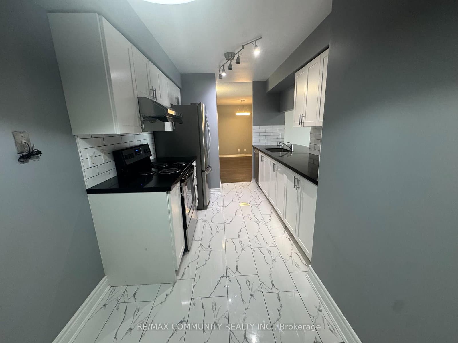 18 Mondeo Drive, Unit 541 thumbnail 21