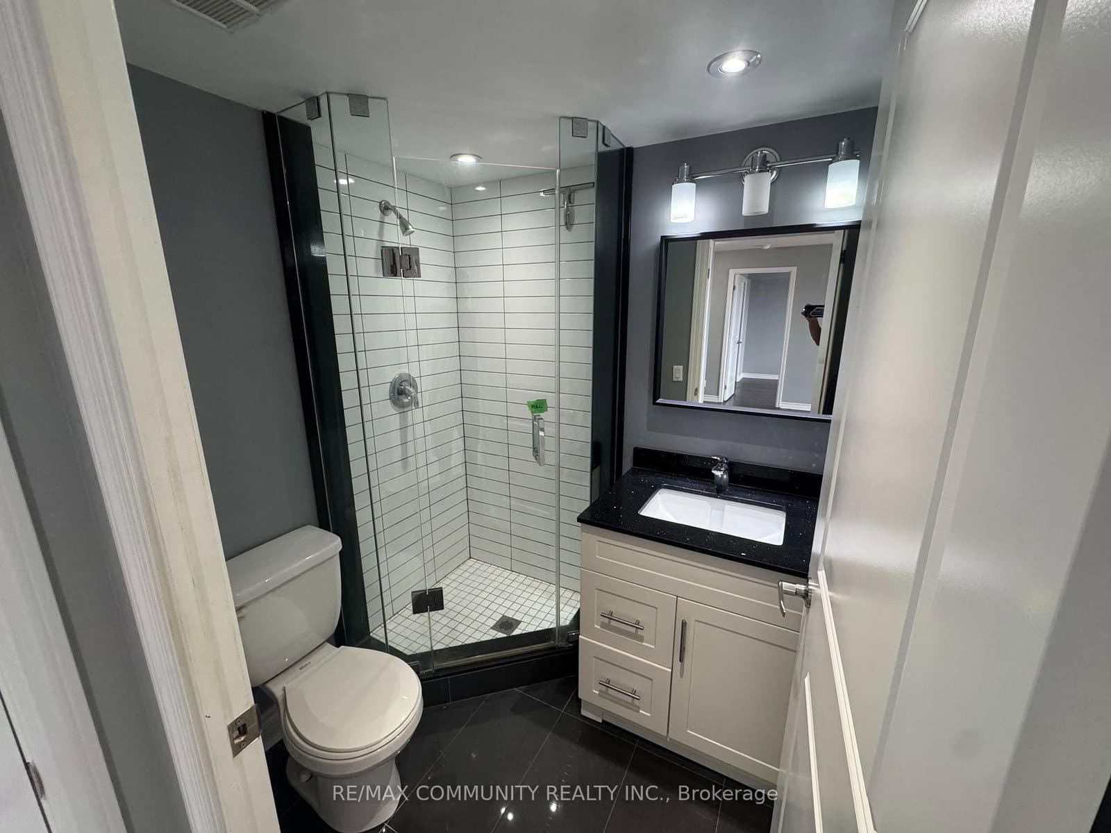 18 Mondeo Drive, Unit 541 thumbnail 28