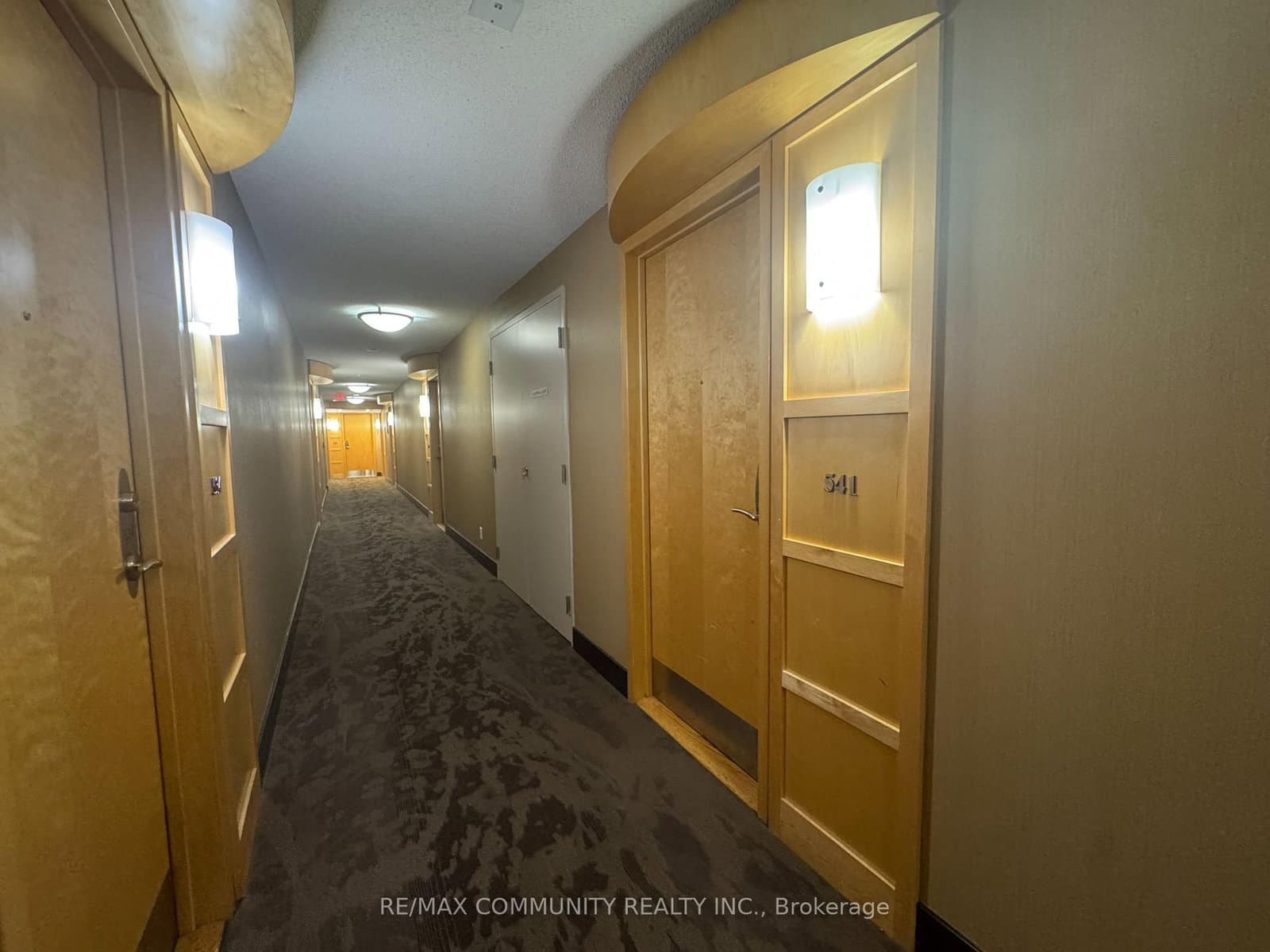 18 Mondeo Drive, Unit 541 thumbnail 6