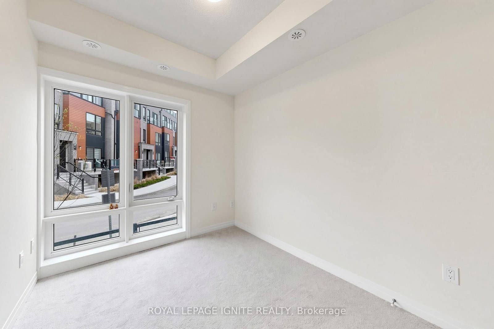 155 Tapscott Road, Unit 22 thumbnail 25