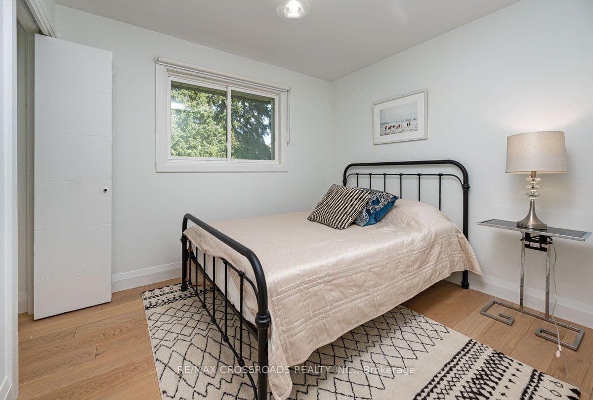 132 Collingsbrook Boulevard thumbnail 20