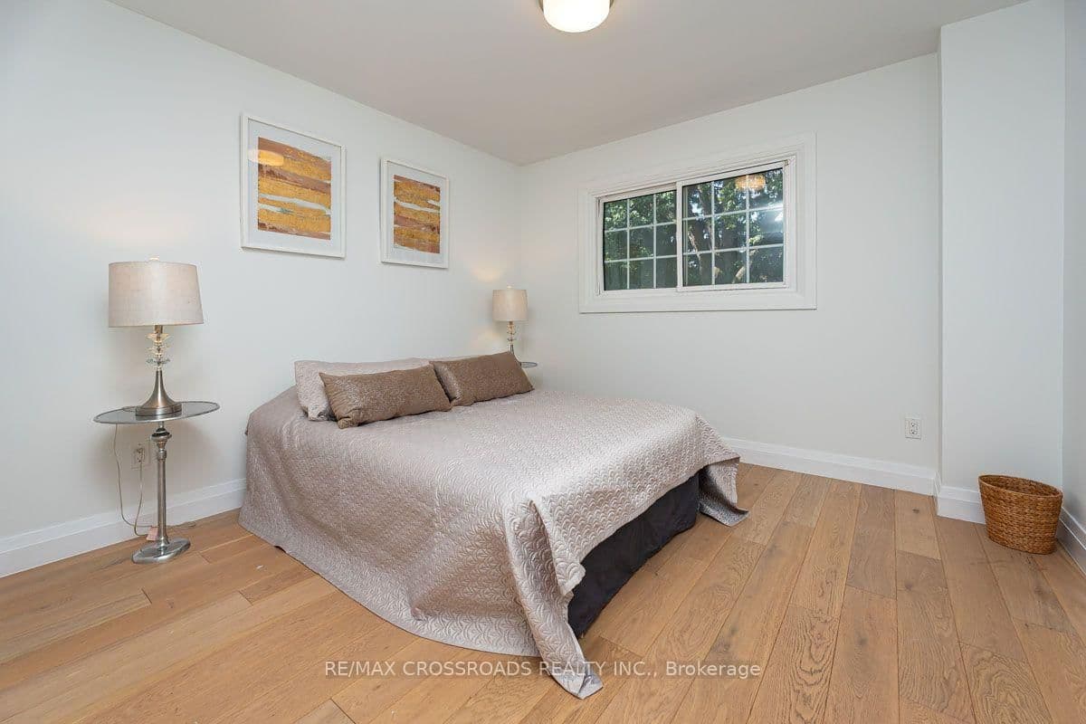 132 Collingsbrook Boulevard thumbnail 21