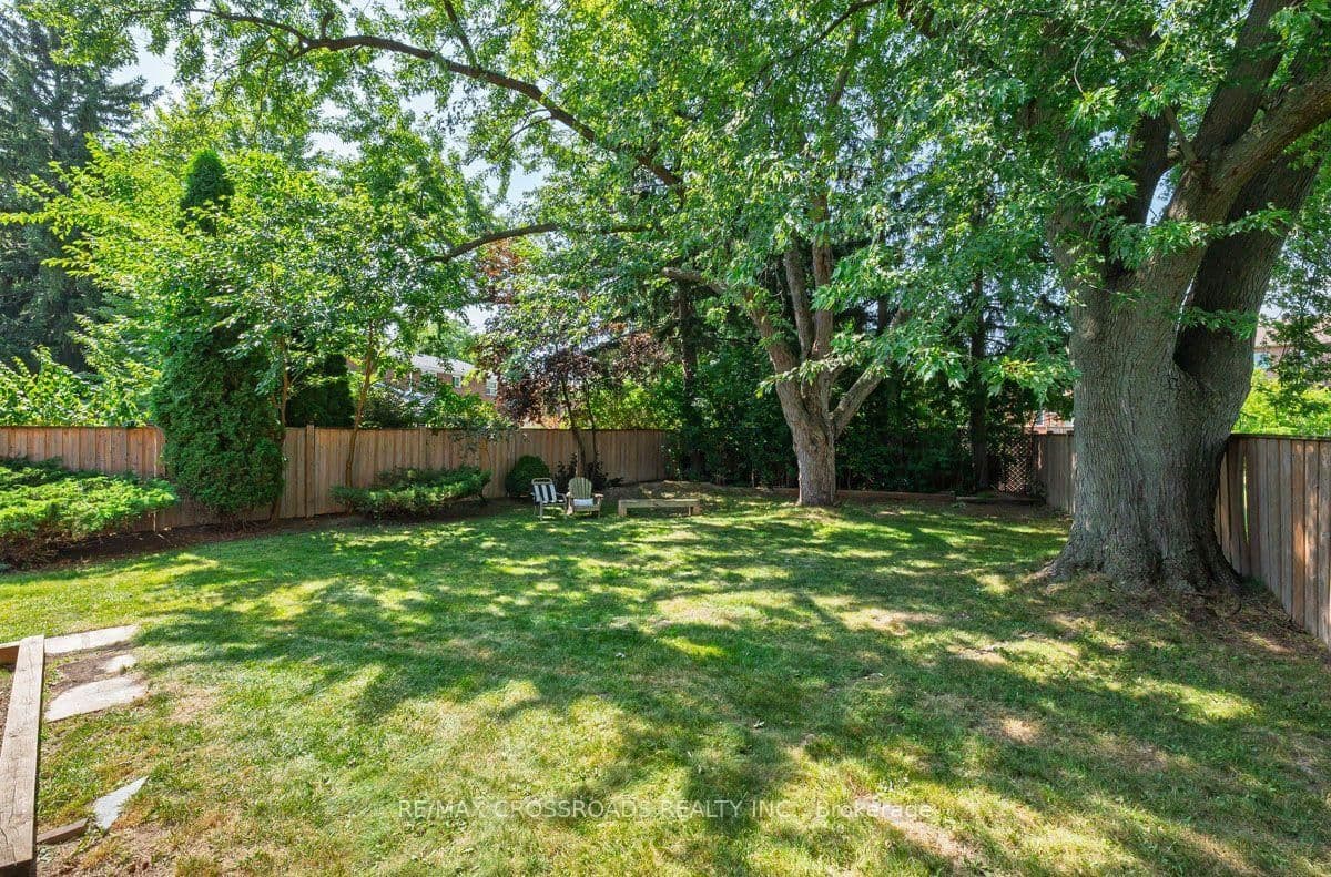 132 Collingsbrook Boulevard thumbnail 24