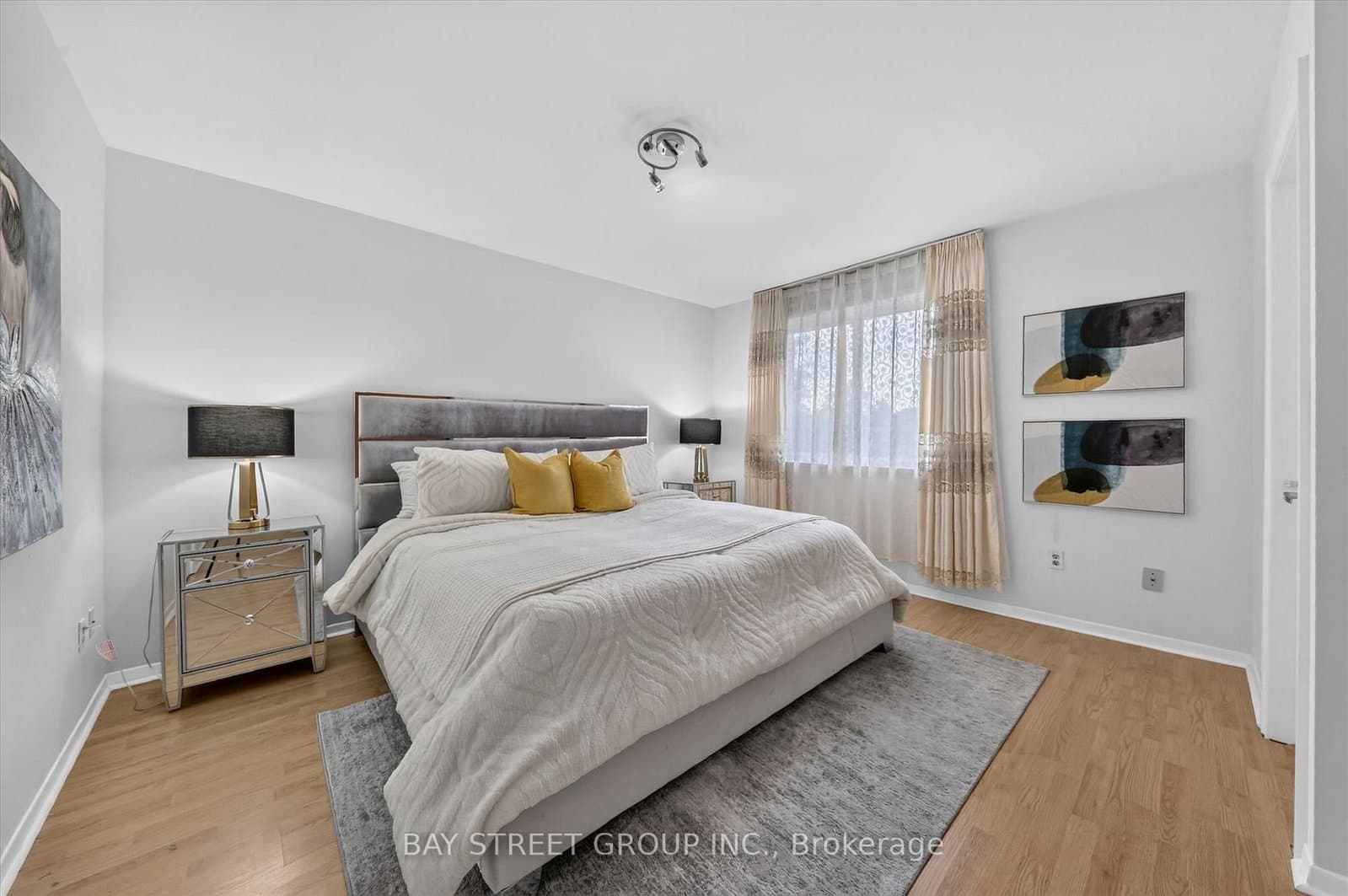 95 TINETA Crescent thumbnail 15