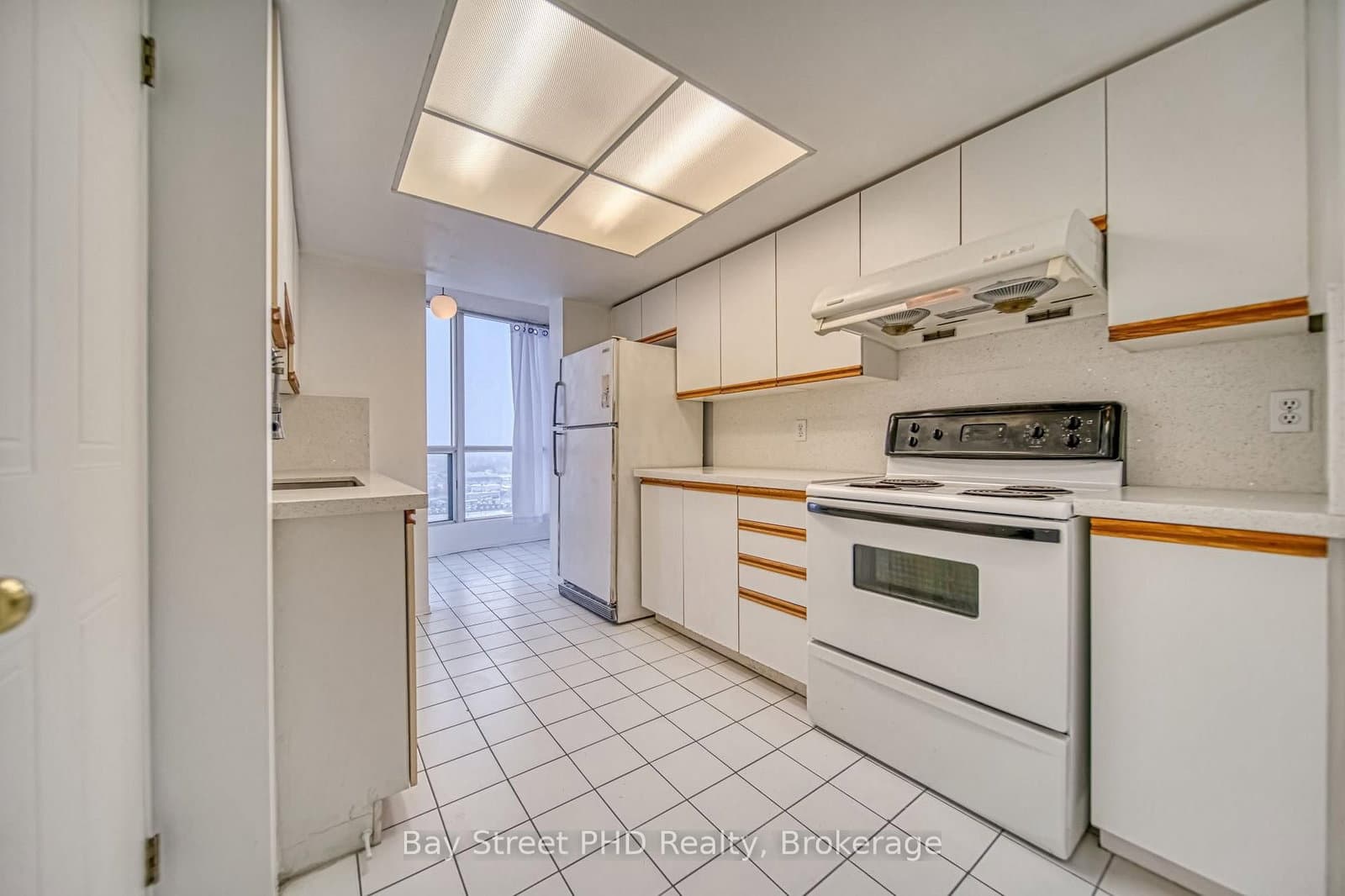 1470 Midland Avenue, Unit 1802 thumbnail 11