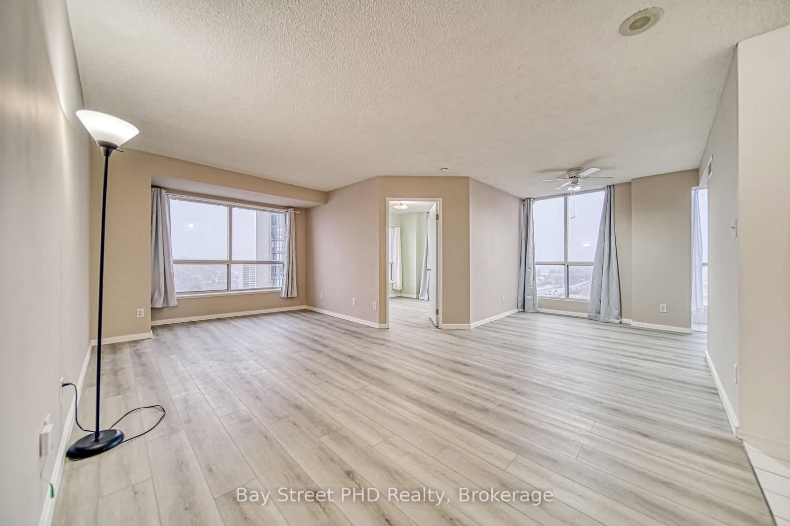 1470 Midland Avenue, Unit 1802 thumbnail 7