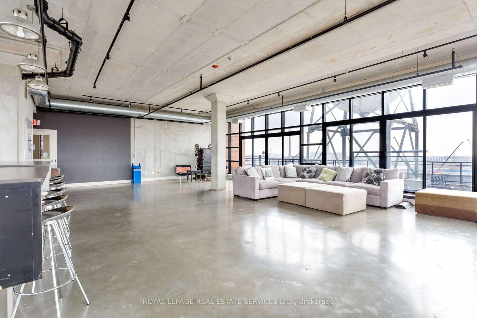 68 Broadview Avenue, Unit 326 thumbnail 18