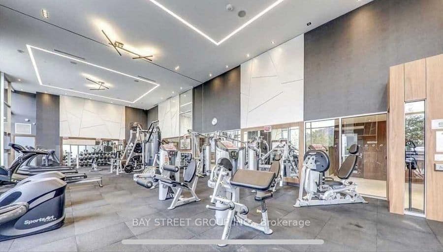 275 Village Green Square, Unit 2917 thumbnail 13